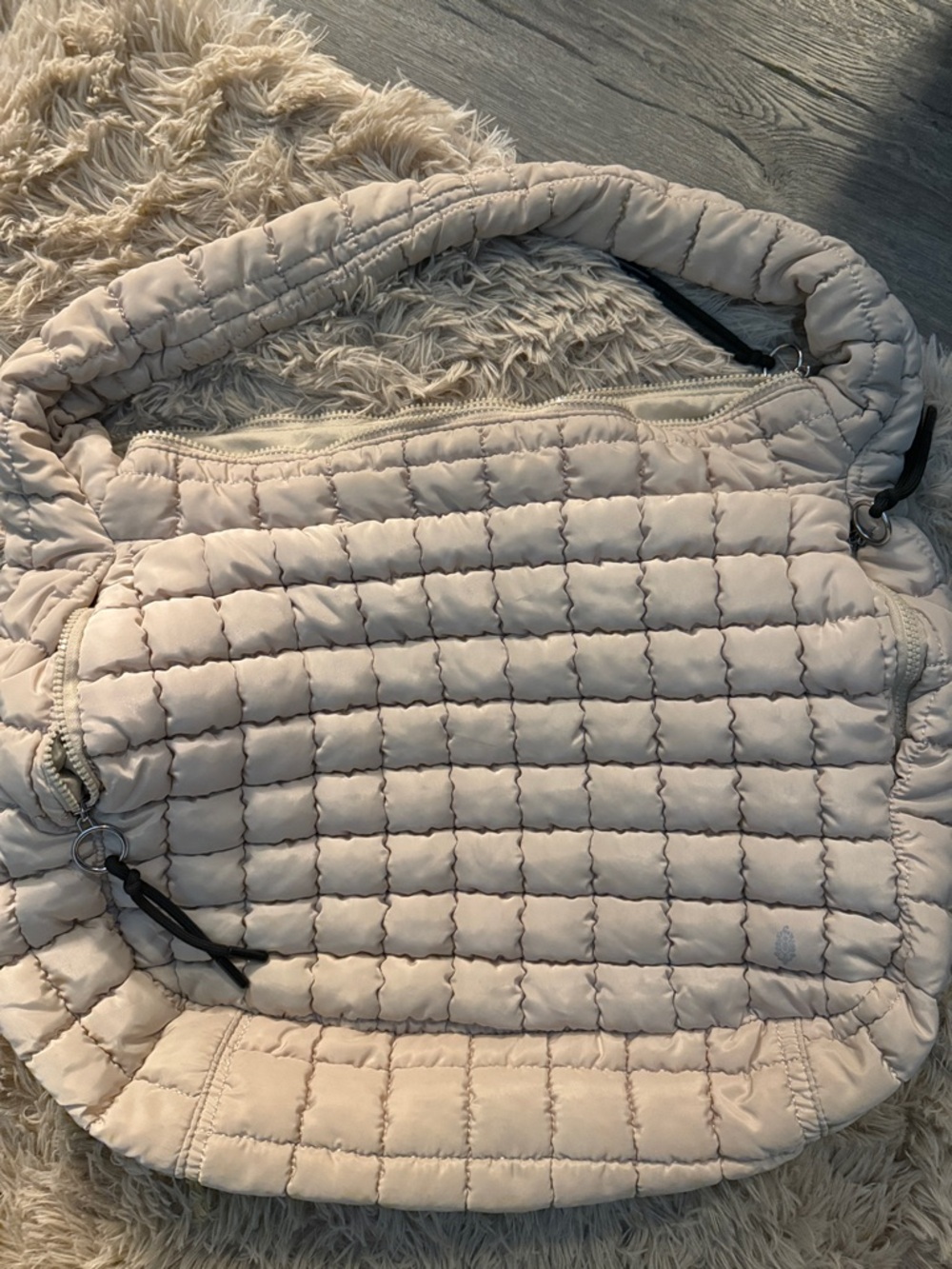 Free Movement Quilted Cream Shoulder Bag – Women